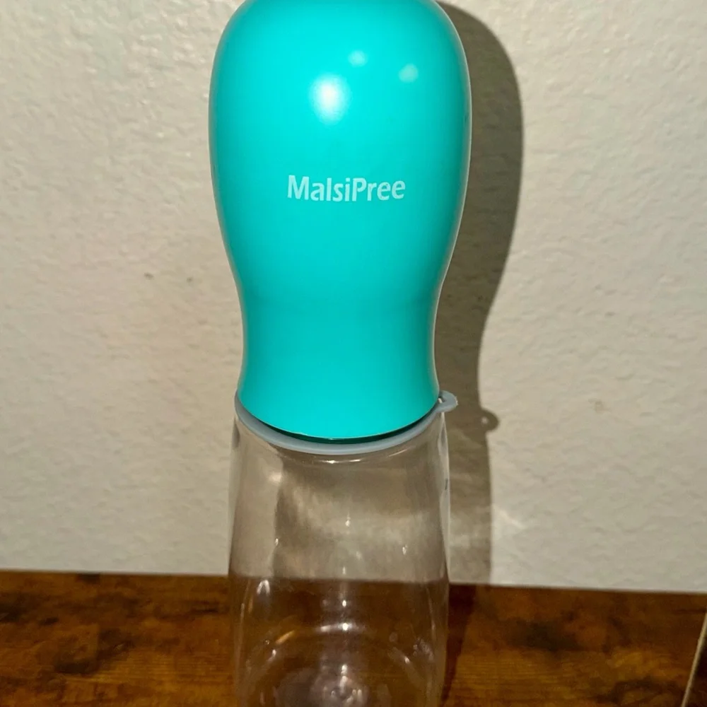 Portable Dog Water Bottle - Teal Blue